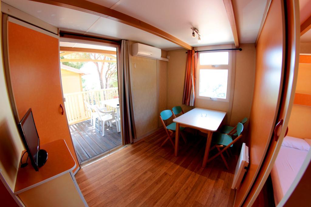 Camping Roca Grossa Calella Exterior photo